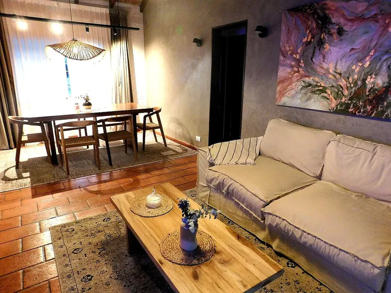 Casa de campo La Granja — Zona de living comedor frente a una de l